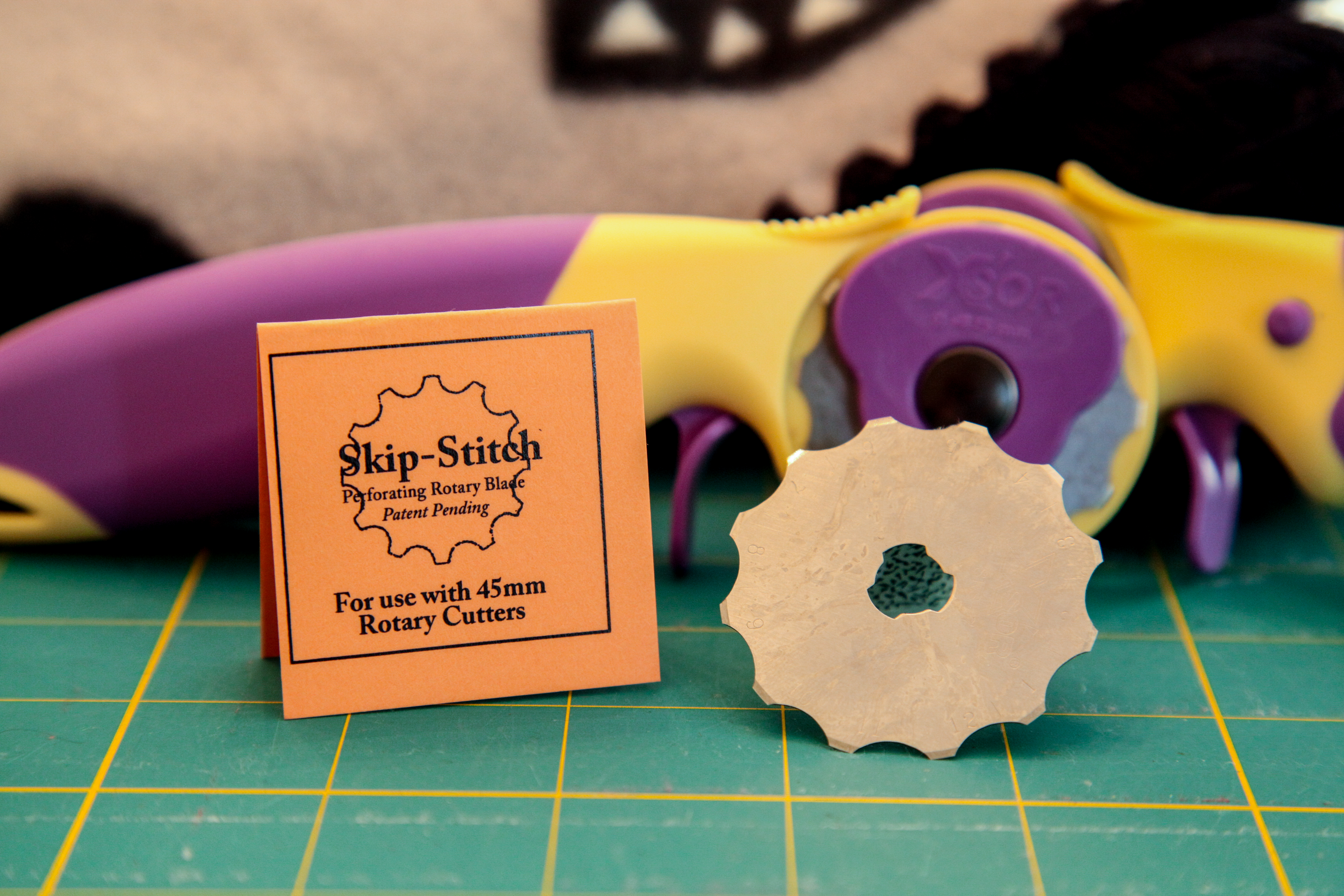 Skip-Stitch® Perforating Blades  SkipStitch® Blade Original #1 (45 mm)